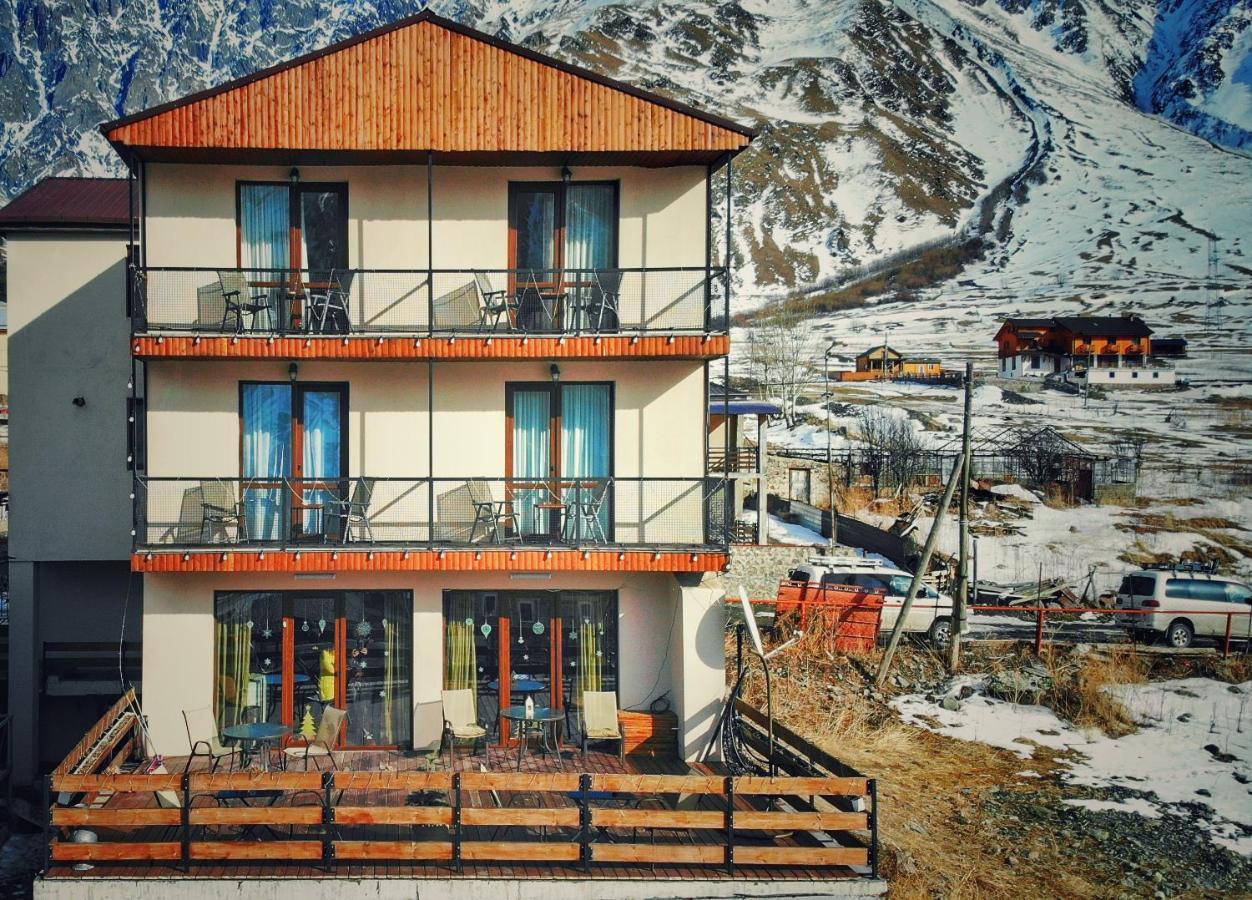 Sunshine Kazbegi Hotel Exterior photo